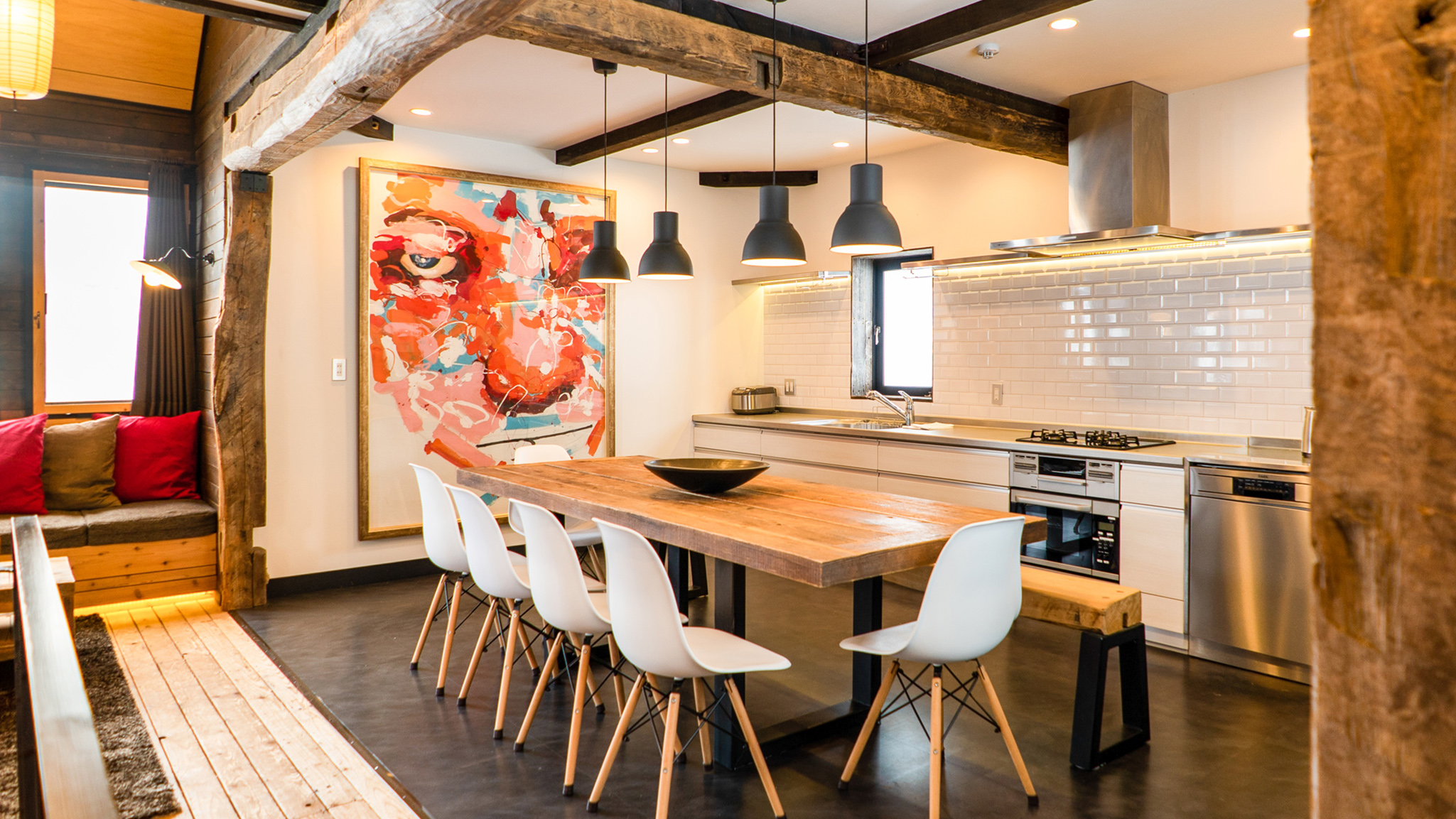 Momiji Lodge - Dining Room and Show Kitchen Momiji Lodge - Dining Room and Show Kitchen